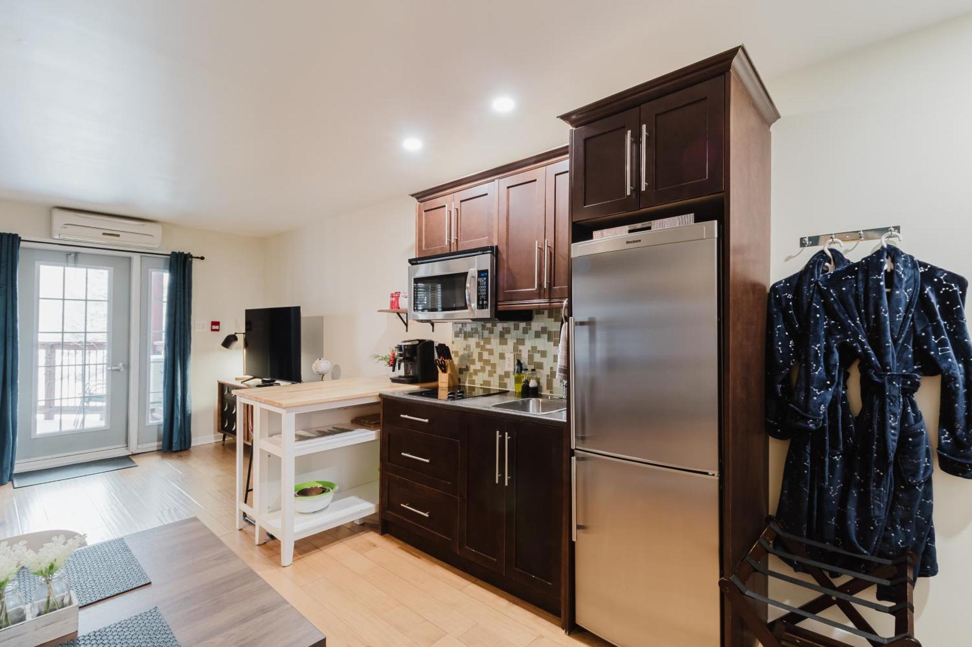 Condo Hotel Magog Orford エクステリア 写真